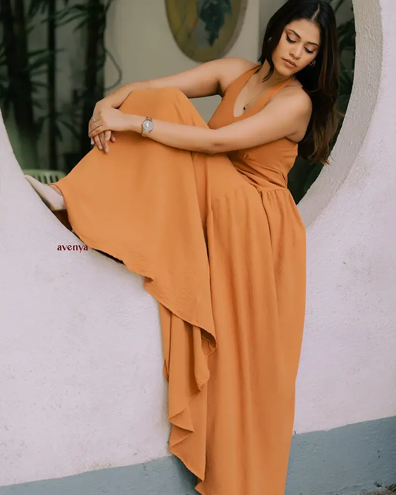 The-Amber-Halter-Maxi