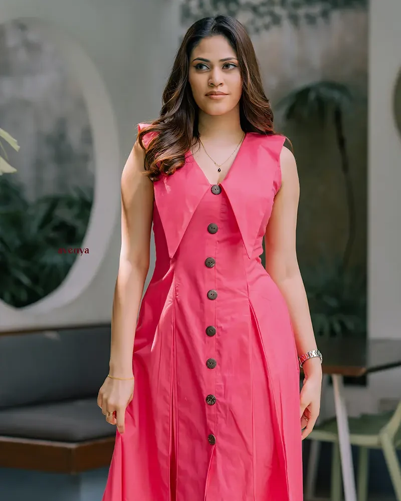 The-Fuchsia-Peak-Dress