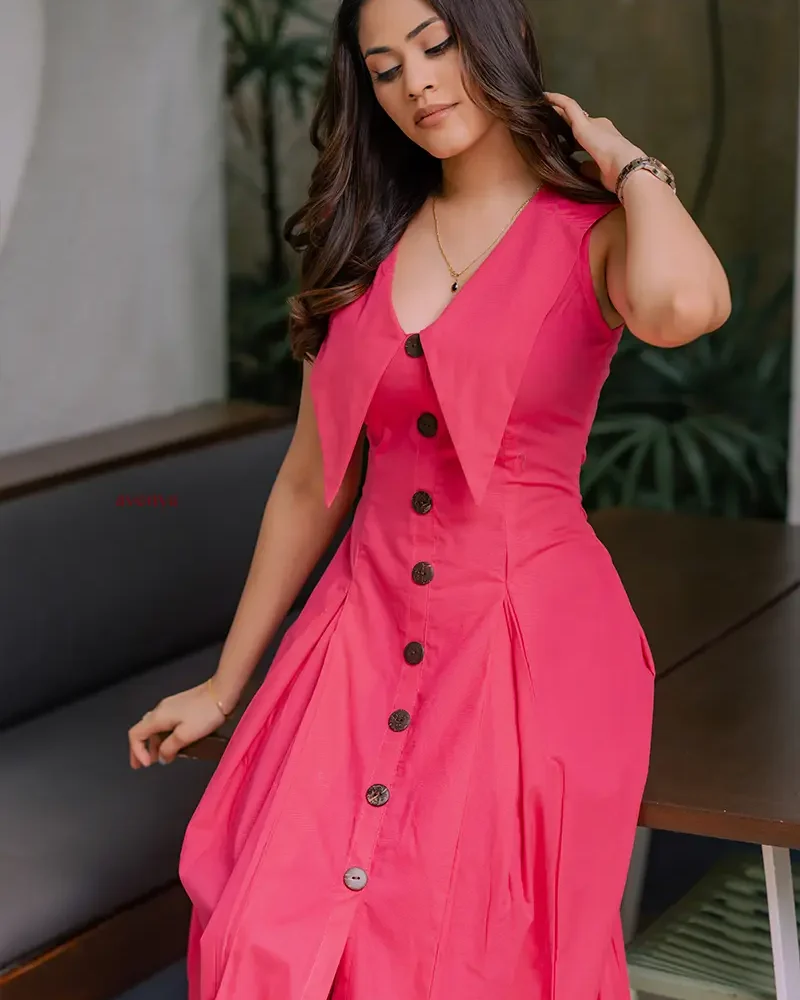 The-Fuchsia-Peak-Dress