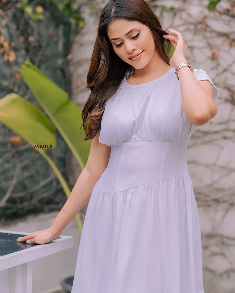 The-Serene-Pearl Midi