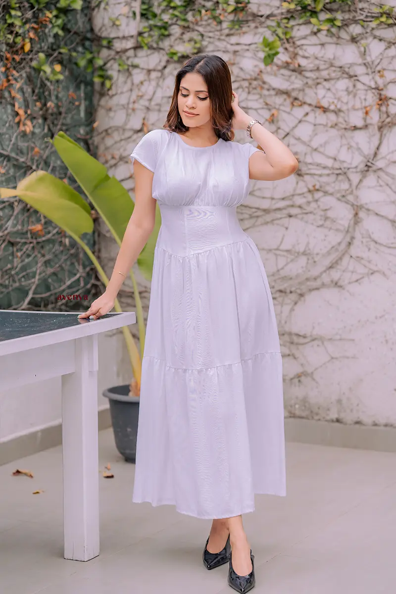 The-Serene-Pearl Midi