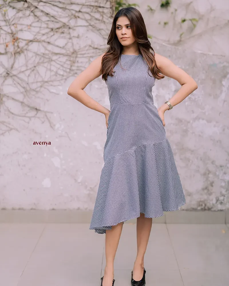 ⁠The-Baby-check-Flounce-Midi