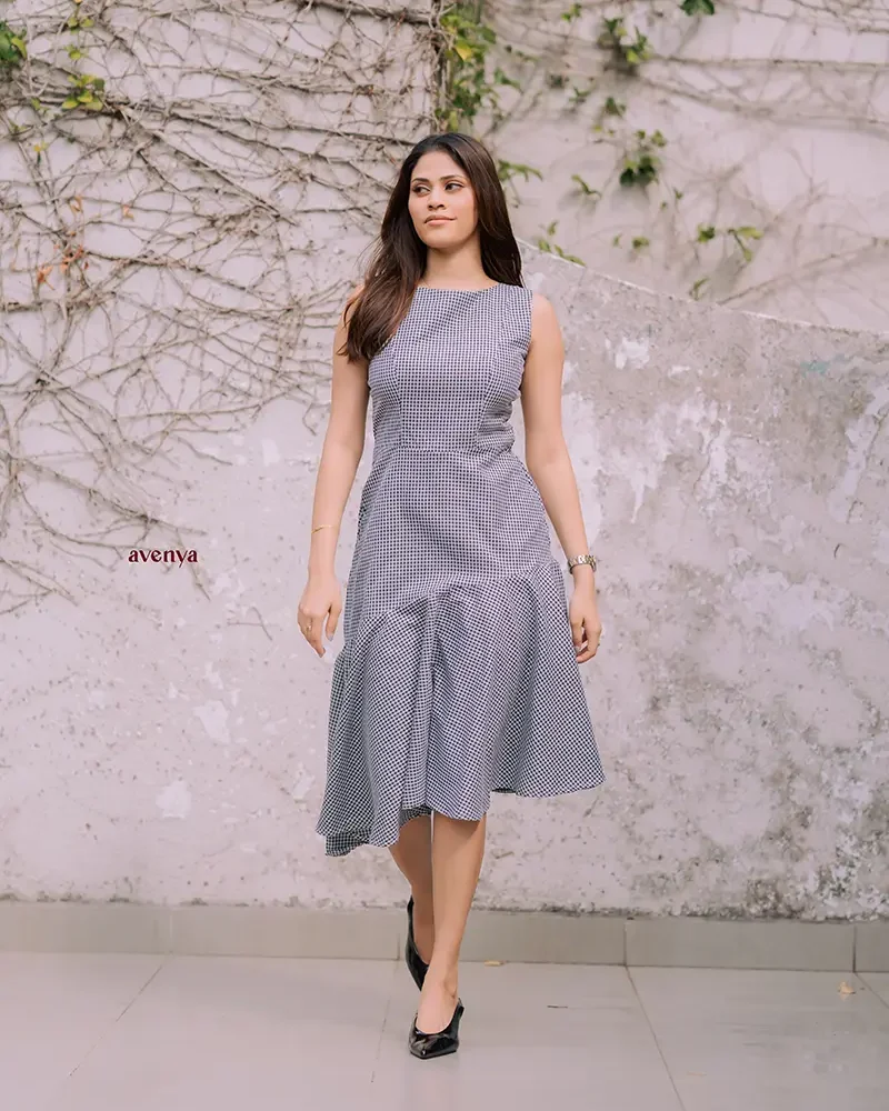 ⁠The-Baby-check-Flounce-Midi