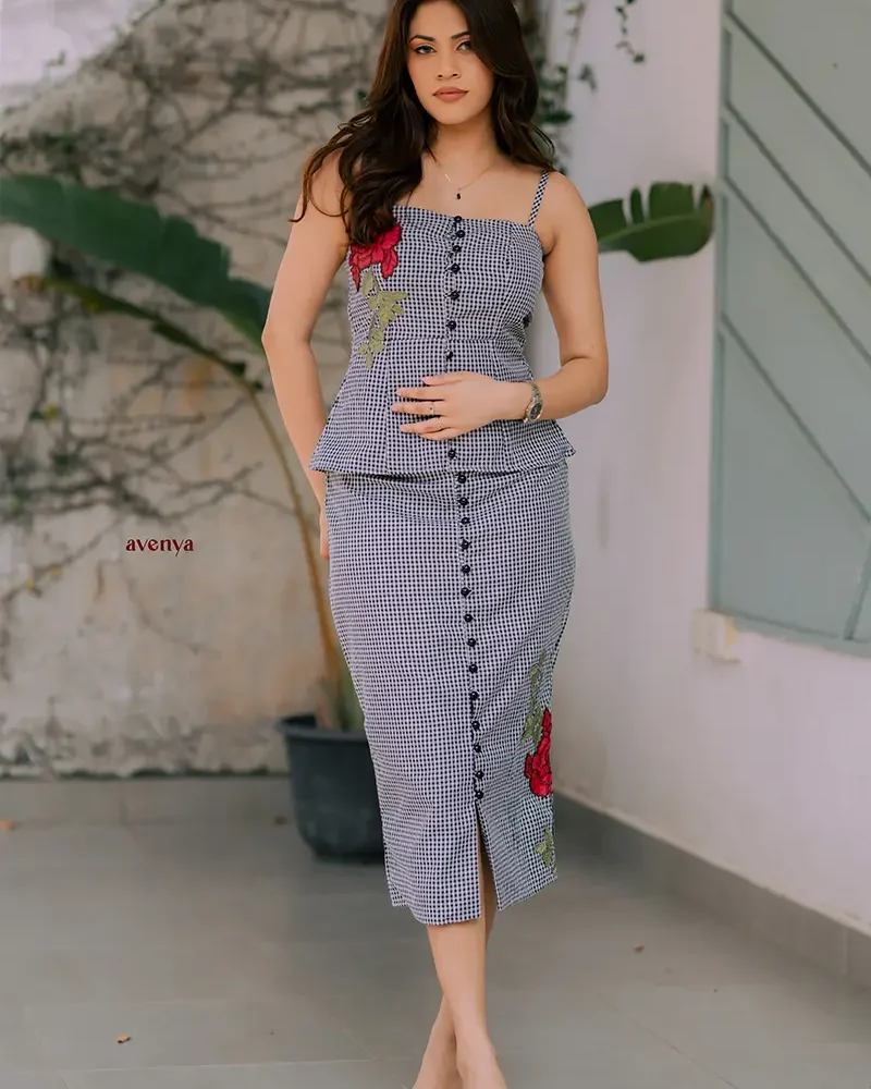 Gingham-Peplum-Pencil-Set